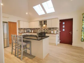 Cottage with 4 rooms for 7 persons - Image 4
