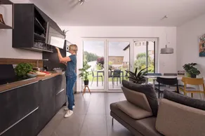 Flat with BBQ, terrace & garden | Garden view - Image 2