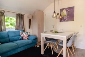 Cozy Chalet with Private Garden for 4 - Image 2