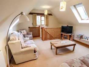 Children-friendly cottage with garden | Pets are welcome - Image 4