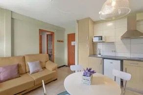 Apartment 'Vall' with Mountain View, Shared Garden and Wi-Fi - Image 3