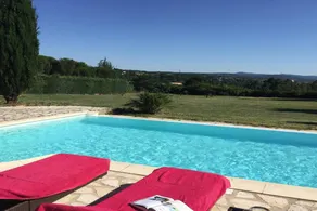 House with barbecue, pool & garden - Image 3