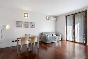 Flat with garden - Image 5