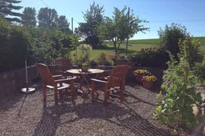 Wonderful holiday home with barbeque & terrace - Image 3