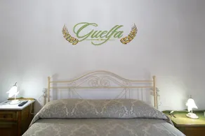 Habitación privada con jardín y terraza - Image 3