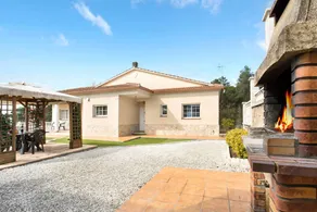 Ferienwohnung mit Garten, privatem Pool und Terrasse - Image 4