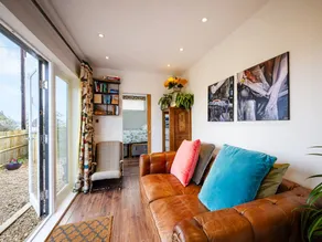 Family-friendly wonderful cottage with garden & terrace - Image 2