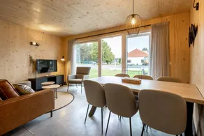 Bungalow with garden & terrace - Image 4