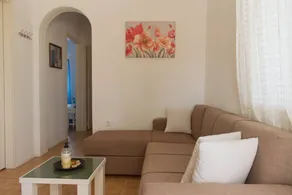 Family-oriented nice holiday home with terrace, garden & BBQ | Mountain view | Dogs allowed - Image 5