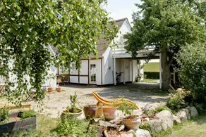 Old farmstead with field views - Image 3