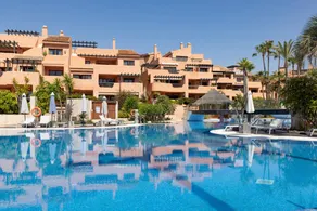 Fully equipped beautiful holiday home with terrace, heated pool & garden | Sea view | Close to the beach | Pets allowed - Image 3