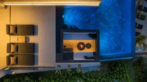Villa with pool - Image 5