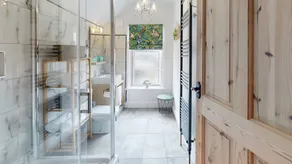 Fully equipped house with garden - Image 2