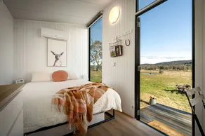 Fantastic Tiny House with Fire Pit and Close to Great Hiking Trails in Towrang, New South Wales - Image 4