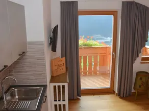 Apartment Wiesengrün mit Bergblick, Balkon und WLAN - Image 4