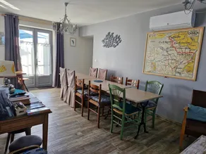Cottage with barbecue & garden - Image 5