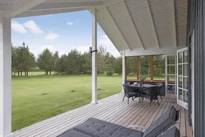 Holiday home with terrace, barbeque & hot tub - Image 3