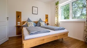 Apartment with terrace, barbeque & pool - Image 3