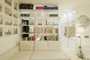 Designer Loft at Seville's Alameda — Smart Tech & Wellness Oasis - Image 4
