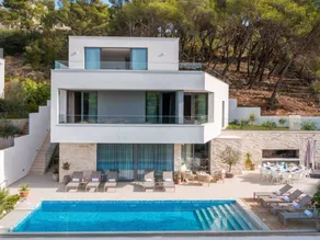 Holiday home with private pool, sauna & terrace | Sea view - Image 2