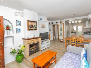 Maison entièrement équipée avec barbecue, piscine privée et jardin - Image 4