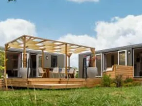 Mobile home with heated pool & terrace - Image 4