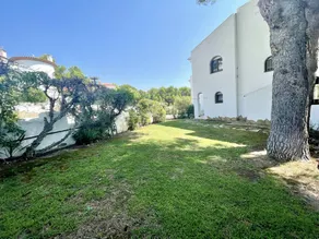 House with BBQ, pool & terrace - Image 4