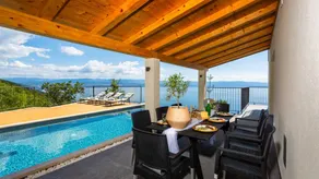 Kinderfreundliche tolle Villa mit Garten, Terrasse und privatem Pool - Image 3