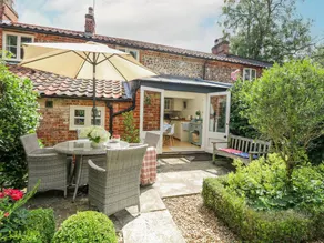 Familienorientiertes Landhaus mit Garten - Image 3