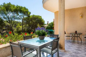 Voll ausgestattete Villa mit Garten und Terrasse | Meerblick | Neben dem Strand | Perfekt für die Arbeit von Zuhause - Image 3