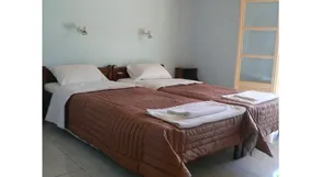 Studio Apartment 'Apraos Bay Hotel 14' with Sea View, Wi-Fi and Air Conditioning - Image 3