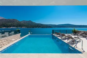 Beachfront Villa Absoluta with Pool - Image 3