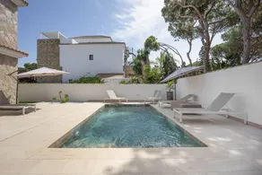 Voll ausgestattetes Ferienhaus mit privatem Pool, Garten und Grill | Neben dem Strand - Image 2