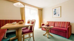 Child-friendly holiday apartment with garden, terrace & barbecue | Panoramic view - Image 4