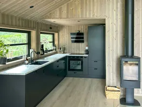 Kinderfreundliches Ferienhaus mit Terrasse, Sauna und Grill | Meerblick - Image 2