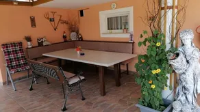 Child-friendly beautiful holiday apartment with terrace, barbeque & garden - Image 4