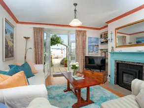 Cottage with garden & terrace | Beach view - Image 3