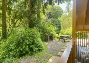 Children-friendly beautiful chalet with hot tub & barbecue - Image 5