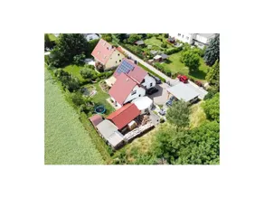 Children-friendly lovely flat with garden & barbeque | Garden view | Dogs allowed - Image 5
