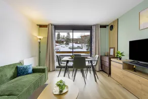 Holiday apartment with terrace & heated pool | Mountain view - Image 3