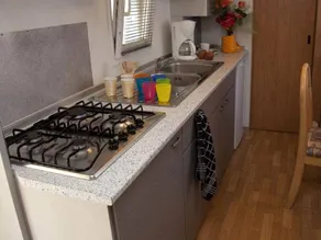 Mobil-home avec piscine - Image 5