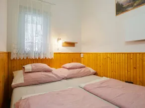 Holiday home with garden, barbeque & terrace | Next to the beach | Pet-friendly - Image 5