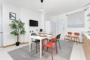 Charming dedicated room - Image 5
