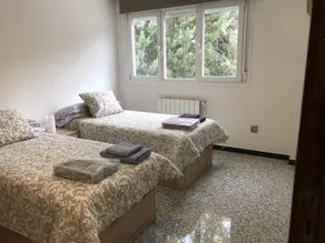 Luxurious 5 Bedroom Apartment in Moncloa-Aravaca - Image 3