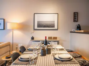 Renovated flat close to beach - Image 4