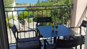 Apartment with garden & barbeque - Image 4