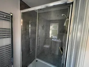 Appartement avec jardin, barbecue et jacuzzi - Image 5