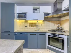 Fully equipped beautiful house with garden, private pool & BBQ - Image 4