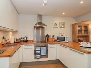 Fully equipped beautiful cottage with garden - Image 5