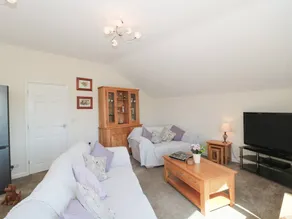Cottage with 2 rooms for 4 persons - Image 3